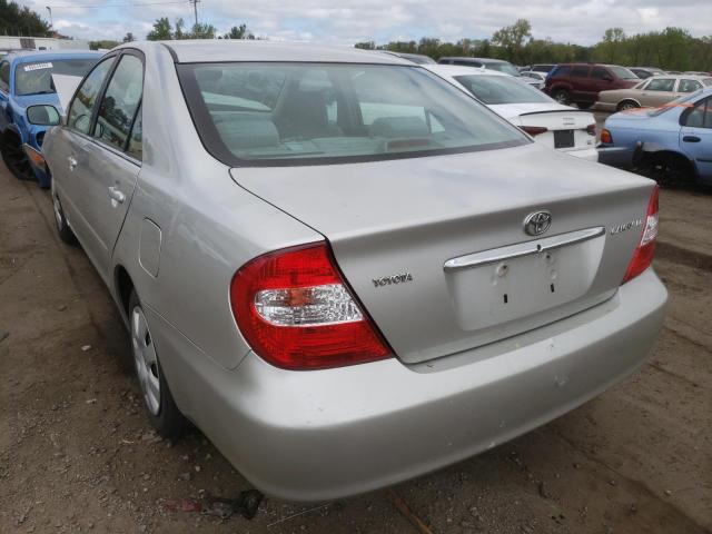 Photo 3 from auction – 2004 TOYOTA CAMRY LE with VIN 4T1BE32K24U859823