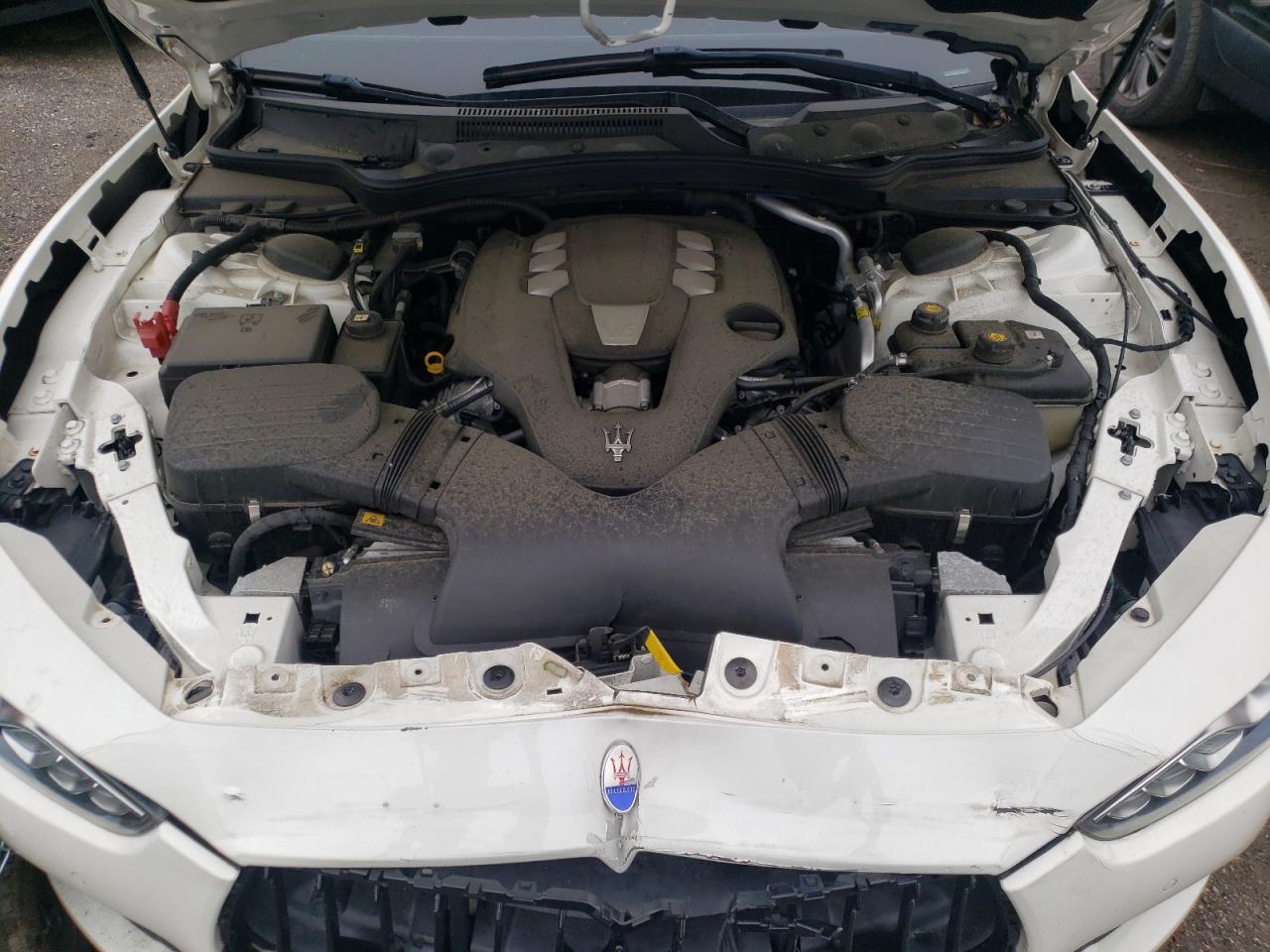 Photo 11 from auction – 2014 MASERATI GHIBLI with VIN ZAM57XSA5E1087570