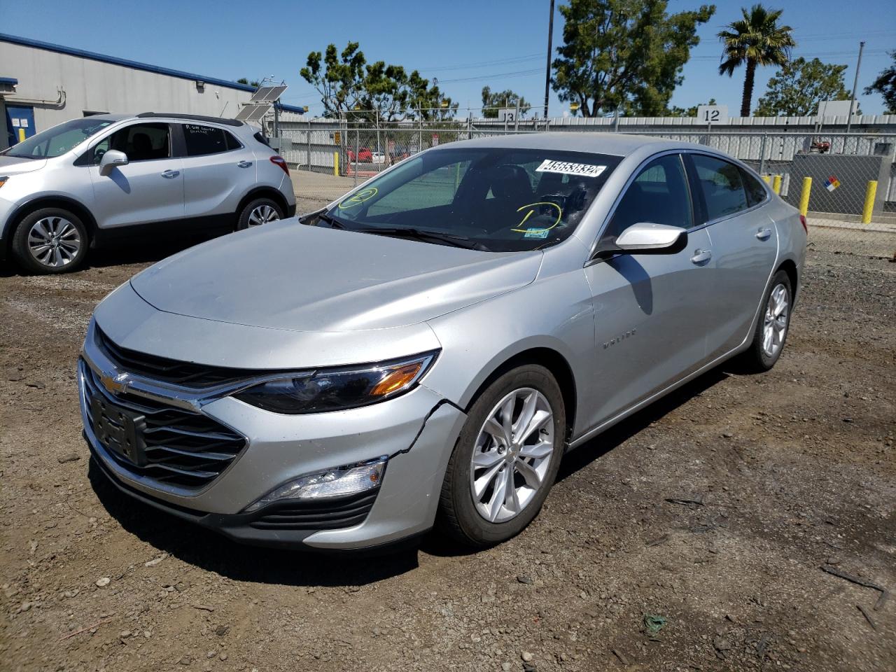 Photo 2 from auction – 2020 CHEVROLET MALIBU LT with VIN 1G1ZD5ST0LF080863