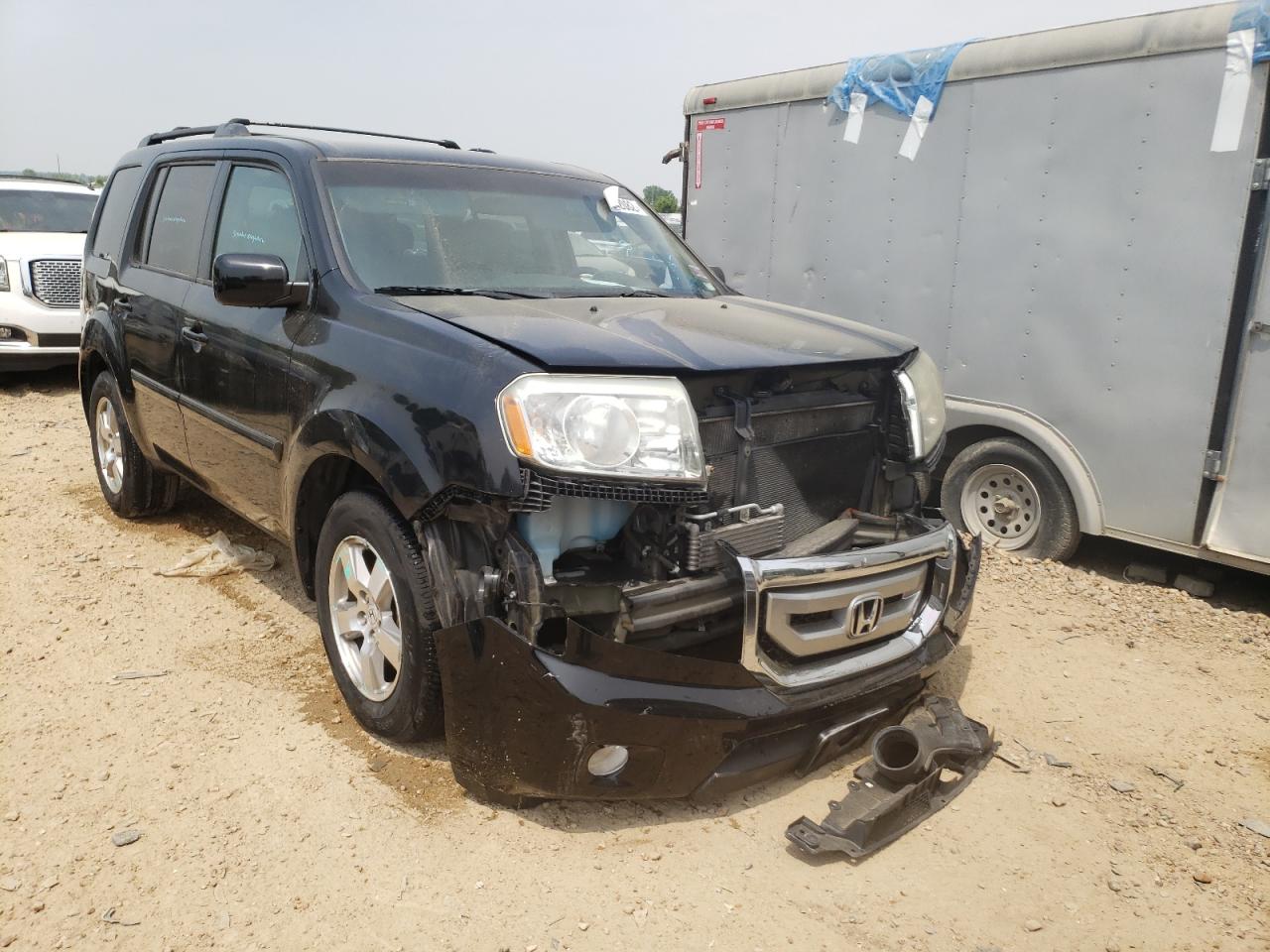 HONDA PILOT EX 2011 with VIN 5FNYF4H49BB100134 - Photo from auction