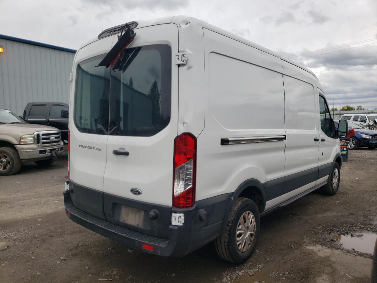 Photo 4 from auction – 2019 FORD TRANSIT T- with VIN 1FTYR2CM2KKA88267