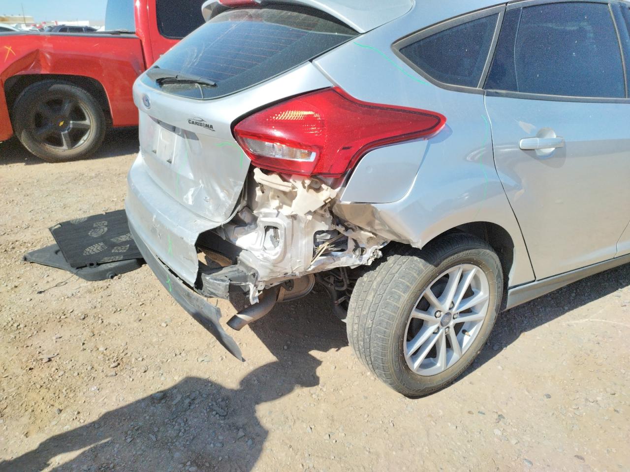 Zdjęcie 9 z aukcji – 2017 FORD FOCUS SE z VIN 1FADP3K25HL231179