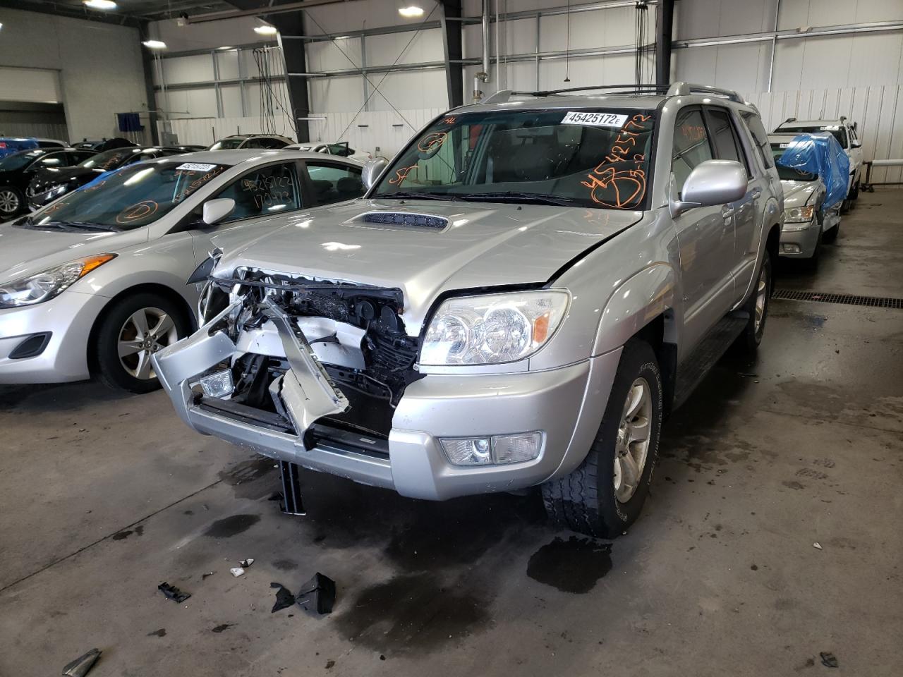 Photo 2 from auction – 2005 TOYOTA 4RUNNER SR with VIN JTEBT14R950053149