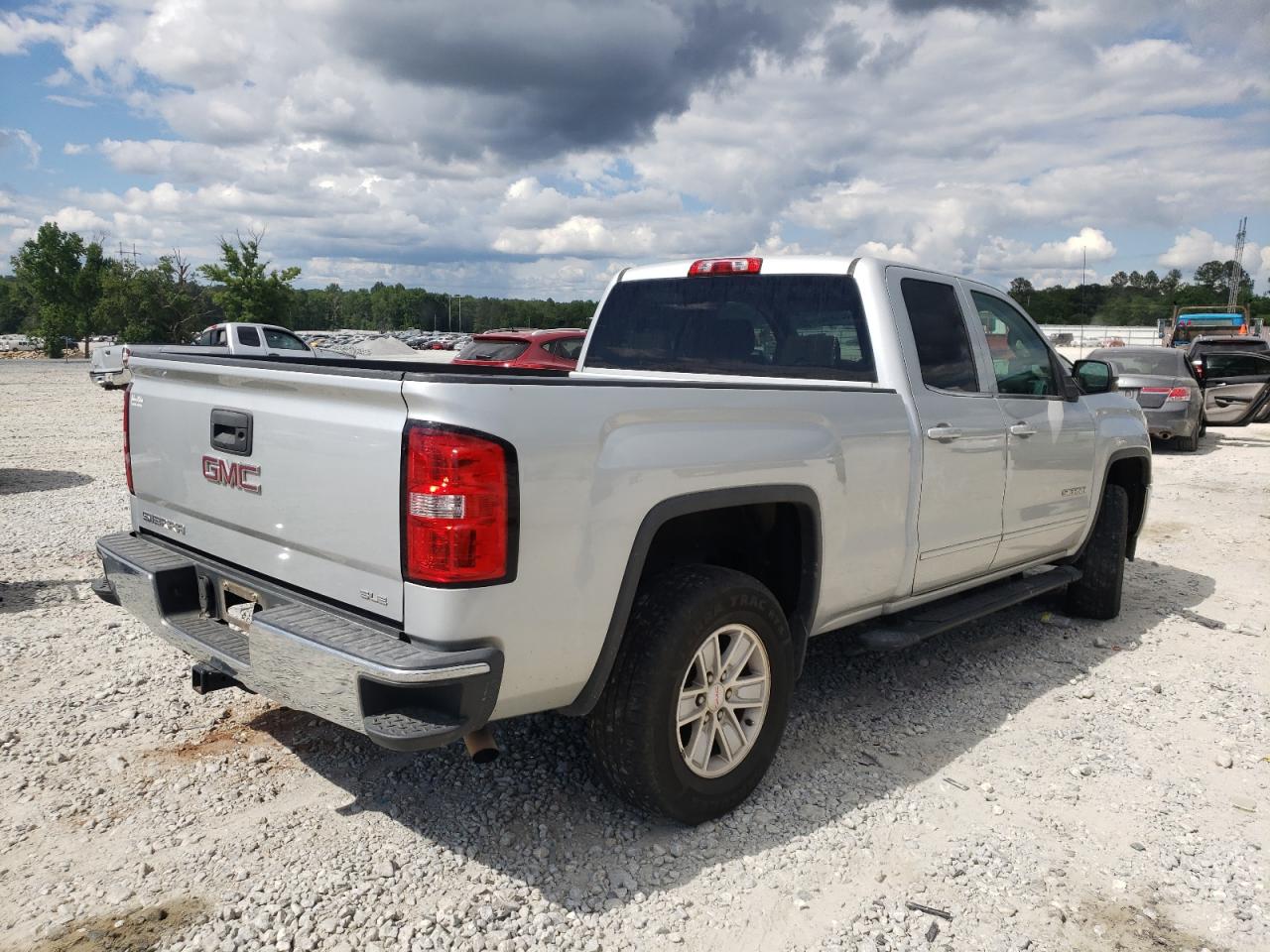 Photo 4 from auction – 2014 GMC SIERRA C15 with VIN 1GTR1UEH0EZ157850