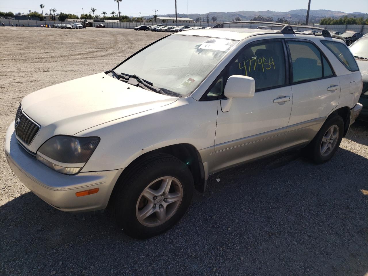 Photo 2 from auction – 1999 LEXUS RX 300 with VIN JT6HF10U4X0090880