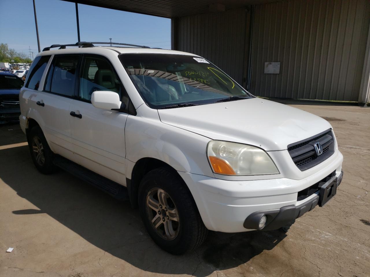 HONDA PILOT EXL 2003 with VIN 2HKYF187X3H528371 - Photo from auction