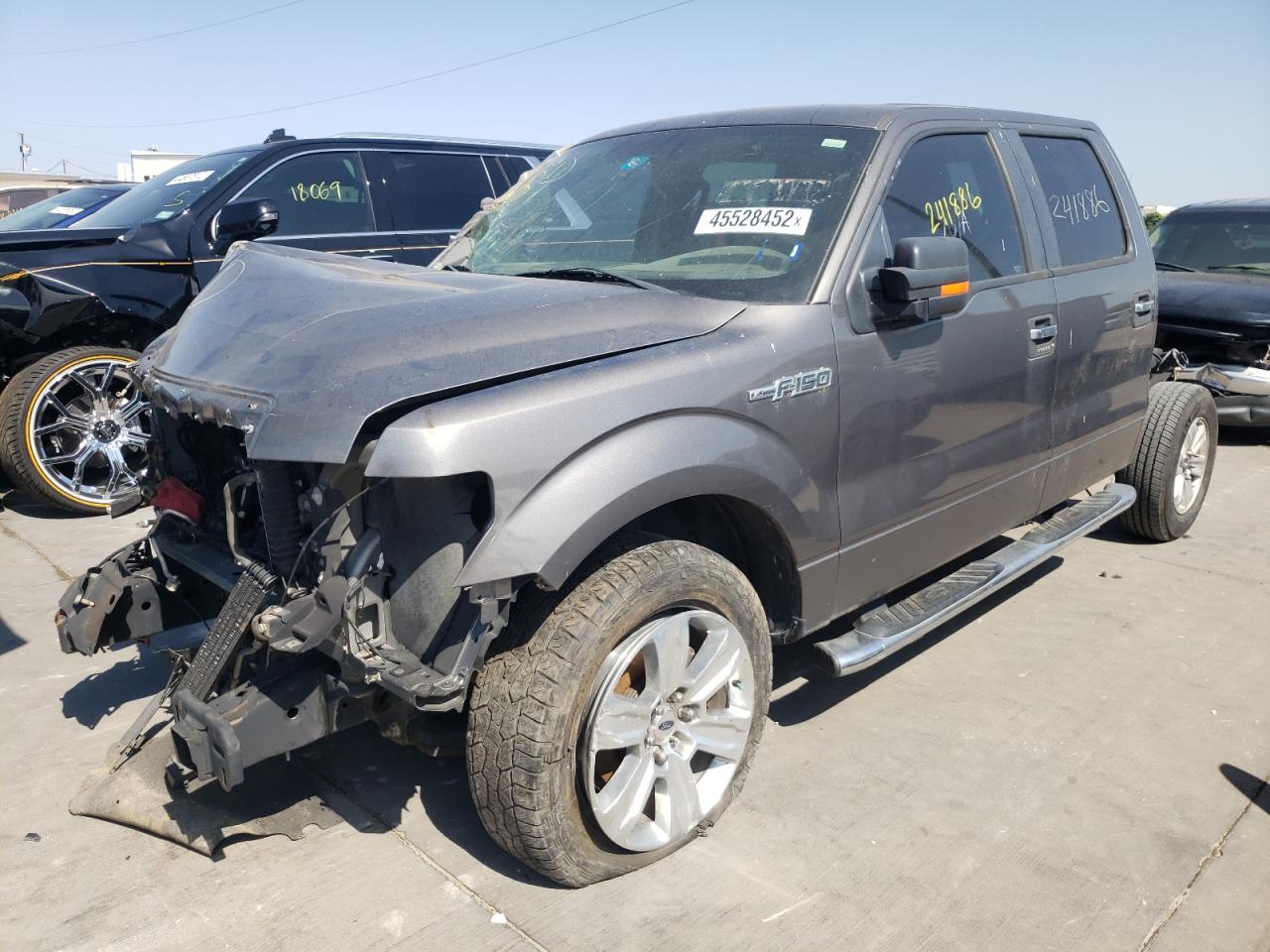 Photo 2 from auction – 2012 FORD F150 SUPER with VIN 1FTFW1CF4CFB34431