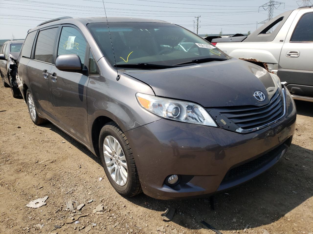TOYOTA SIENNA XLE 2011 with VIN 5TDYK3DC1BS157345 - Photo from auction