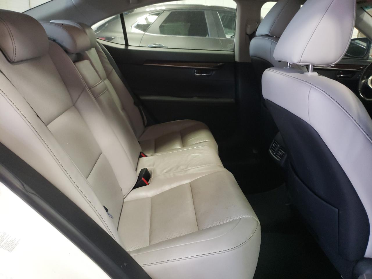Photo 6 from auction – 2013 LEXUS ES 350 with VIN JTHBK1GG4D2070105