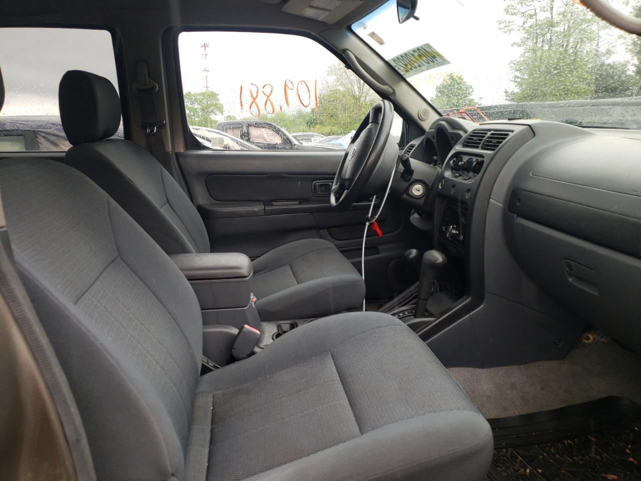 Photo 5 from auction – 2003 NISSAN FRONTIER C with VIN 1N6ED27Y13C458342