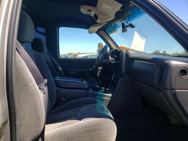 Photo 5 from auction – 2003 CHEVROLET SILVERADO with VIN 1GCGC13U13F140229
