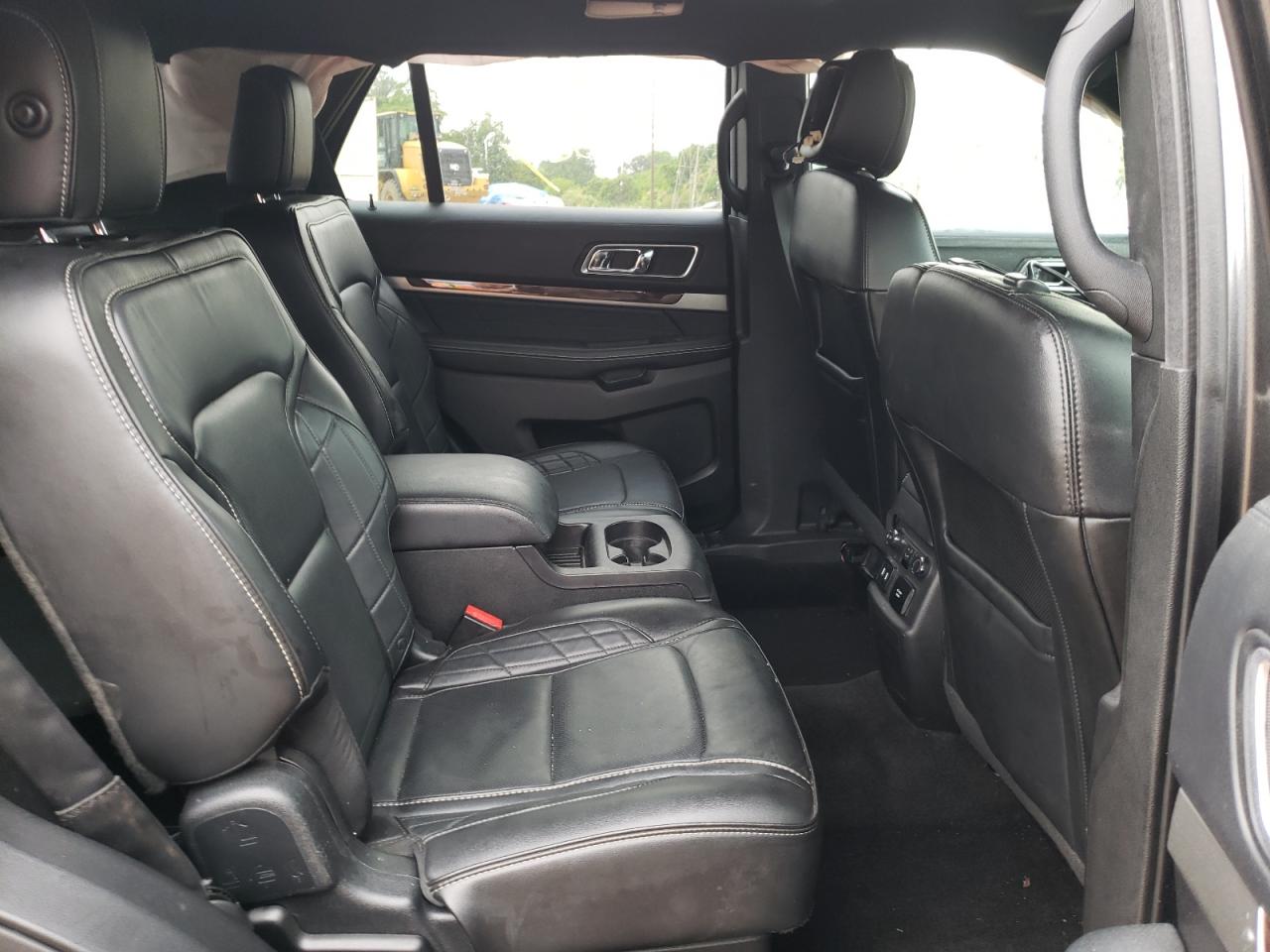 Photo 6 from auction – 2017 FORD EXPLORER P with VIN 1FM5K8HT5HGE02429