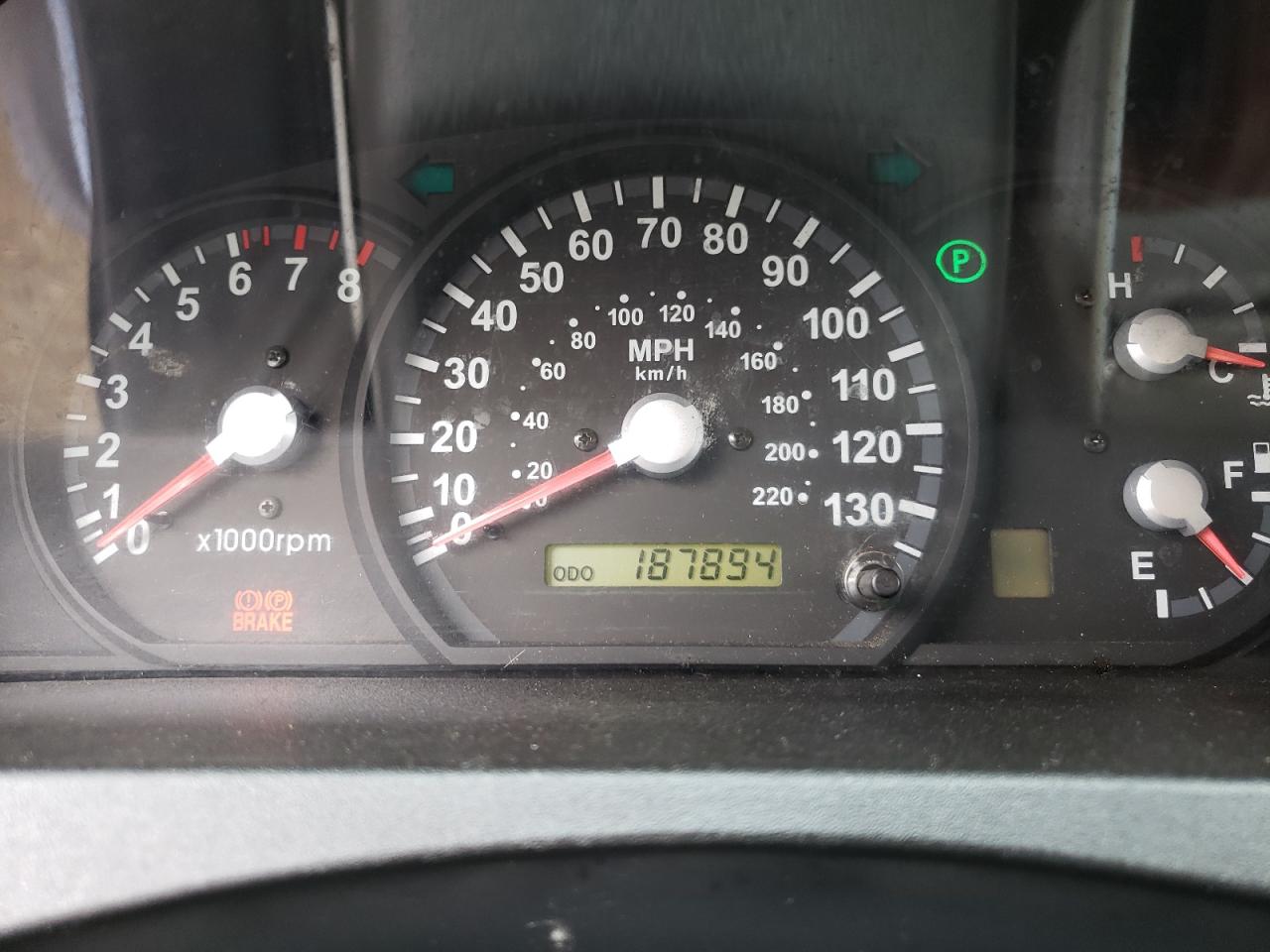 Photo 8 from auction – 2006 KIA SORENTO EX with VIN KNDJC733665508852