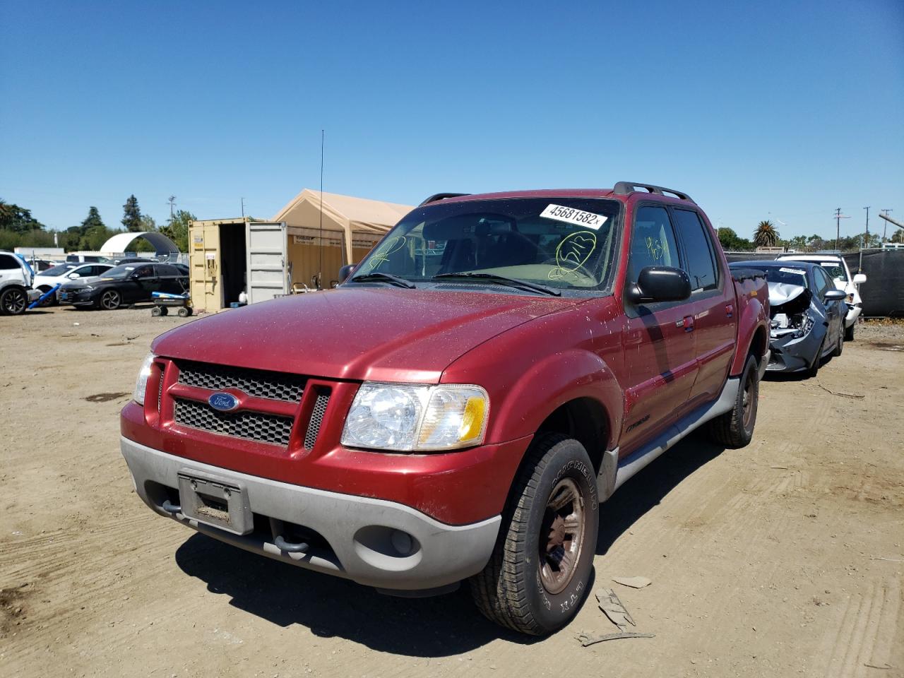 Photo 2 from auction – 2001 FORD EXPLORER S with VIN 1FMZU77E81UA67098