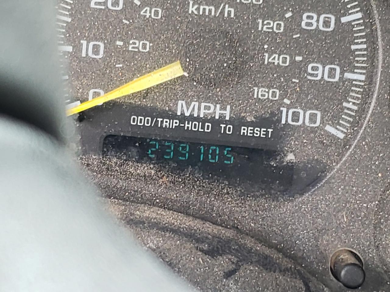 Photo 8 from auction – 2000 CHEVROLET S10 with VIN 1GCCS14W4Y8164408