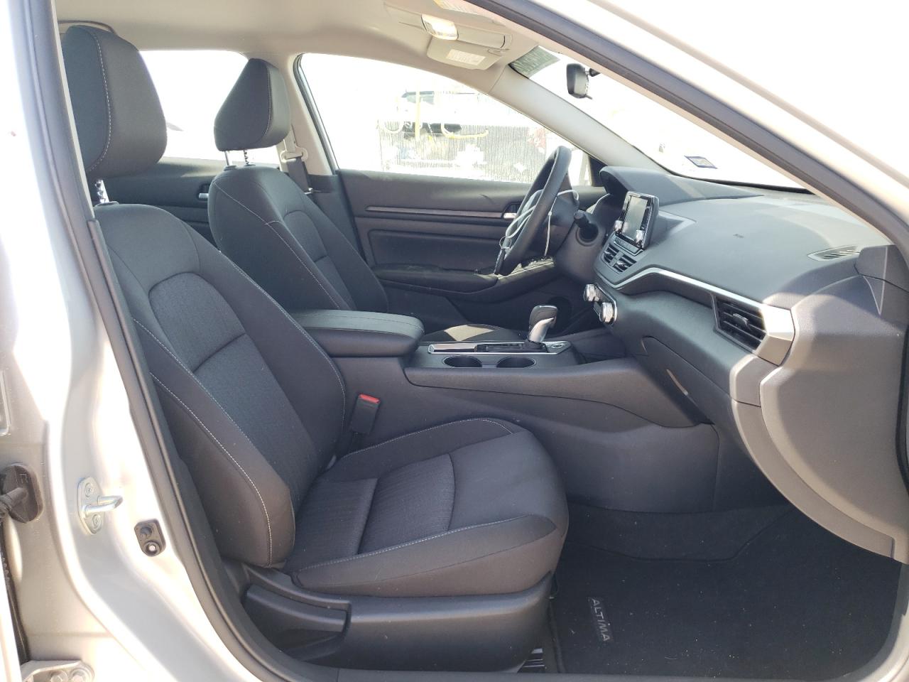 Photo 5 from auction – 2022 NISSAN ALTIMA S with VIN 1N4BL4BV1NN327071