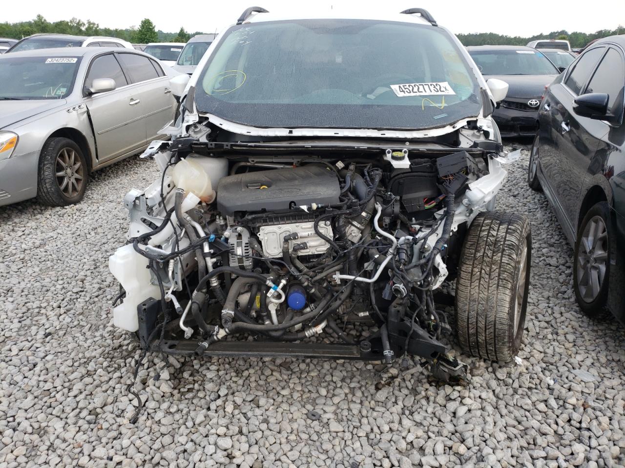 Photo 9 from auction – 2018 FORD ESCAPE SE with VIN 1FMCU9GD9JUB84830
