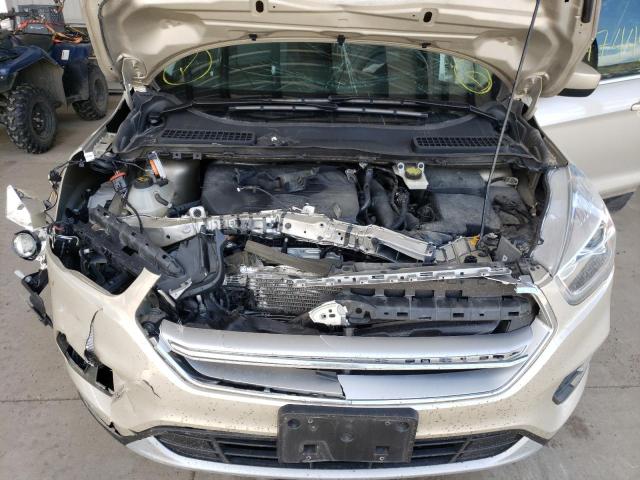 Photo 7 from auction – 2017 FORD ESCAPE SE with VIN 1FMCU9GD6HUE73528