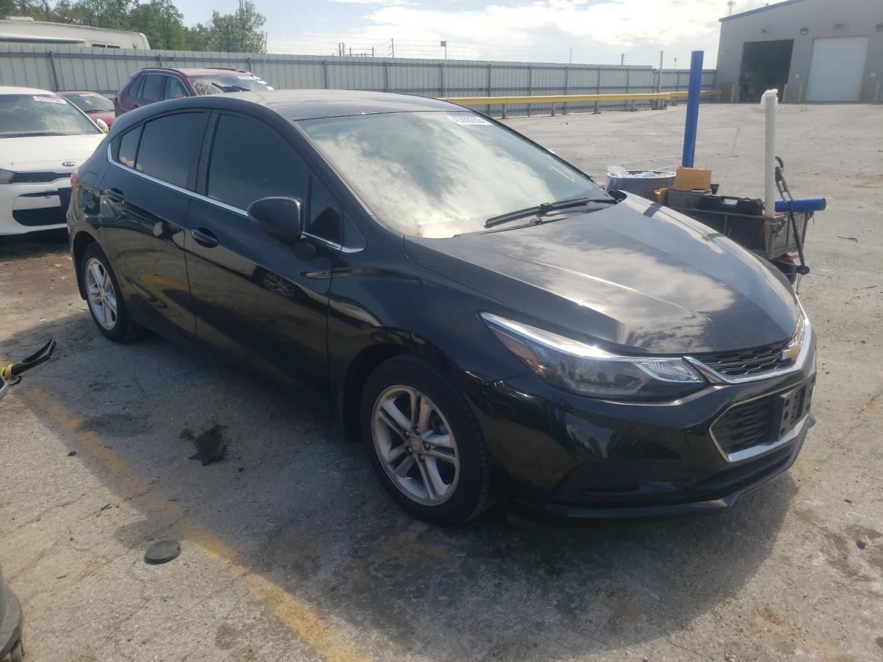CHEVROLET CRUZE LT 2017 with VIN 3G1BE6SM0HS520824 - Photo from auction