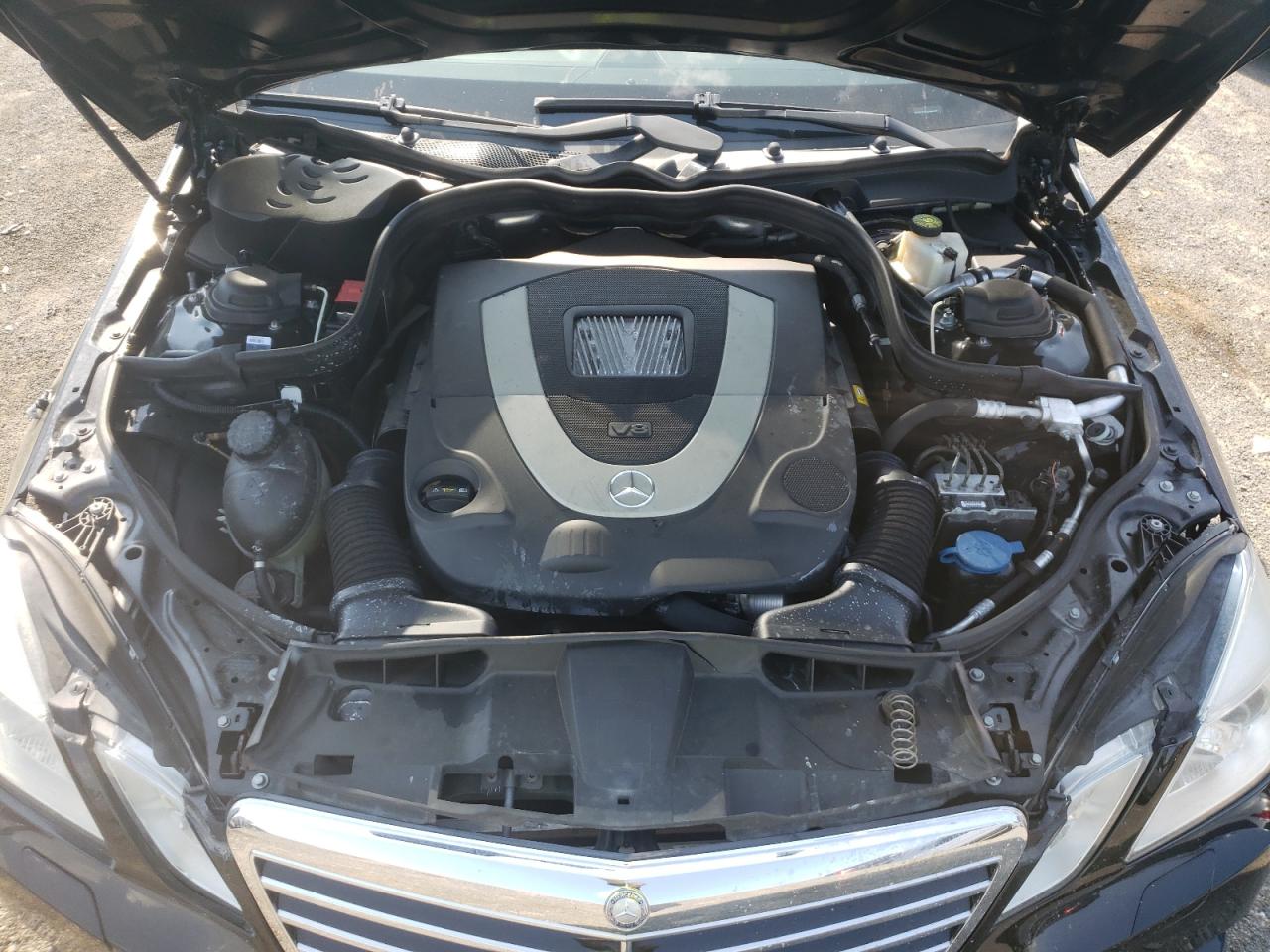 Photo 7 from auction – 2010 MERCEDES-BENZ E 550 with VIN WDDHF7CBXAA169127