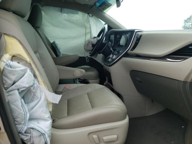 Photo 5 from auction – 2016 TOYOTA SIENNA XLE with VIN 5TDYK3DC5GS726754