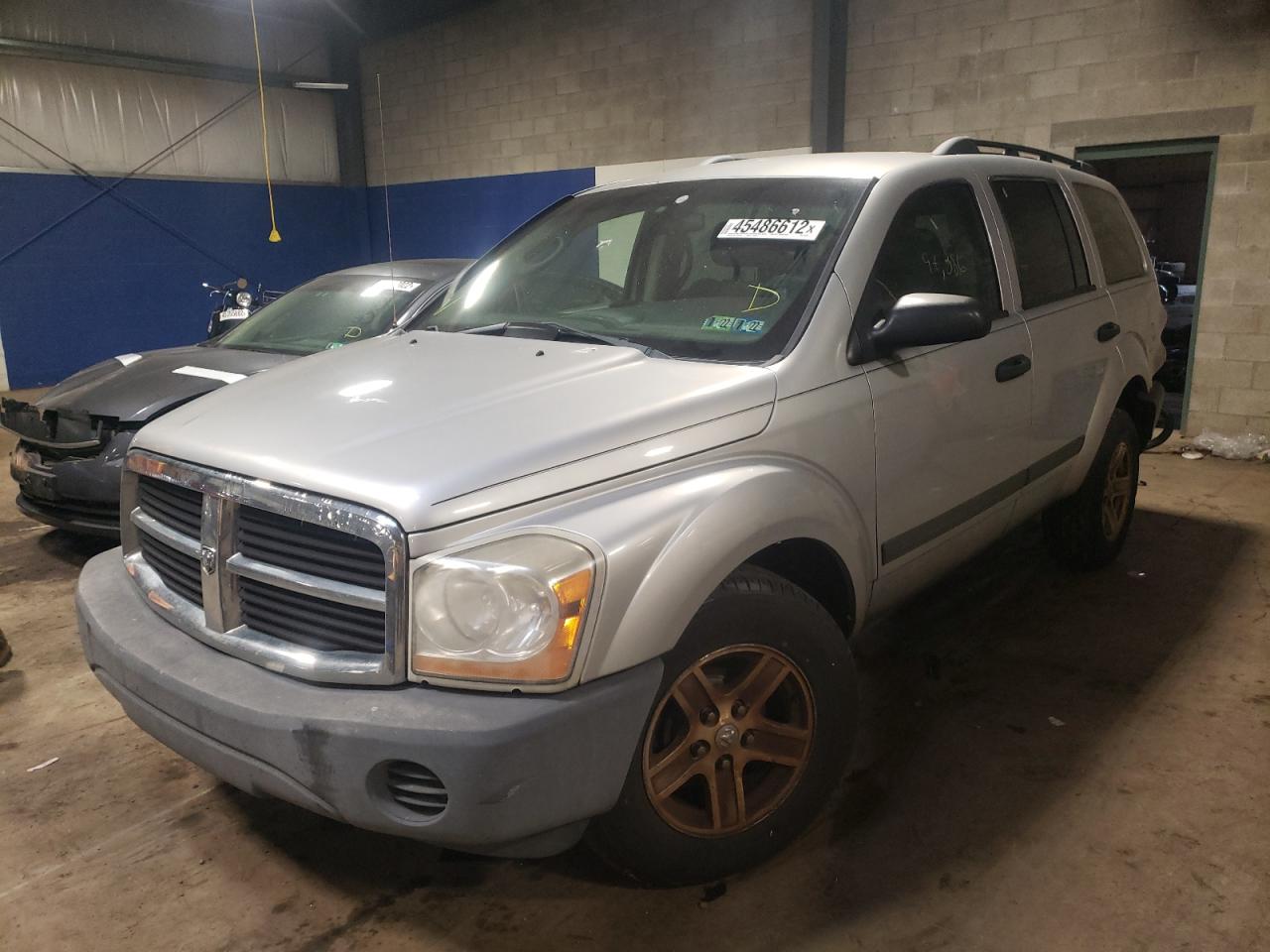 Photo 2 from auction – 2006 DODGE DURANGO SX with VIN 1D4HB38N56F165789
