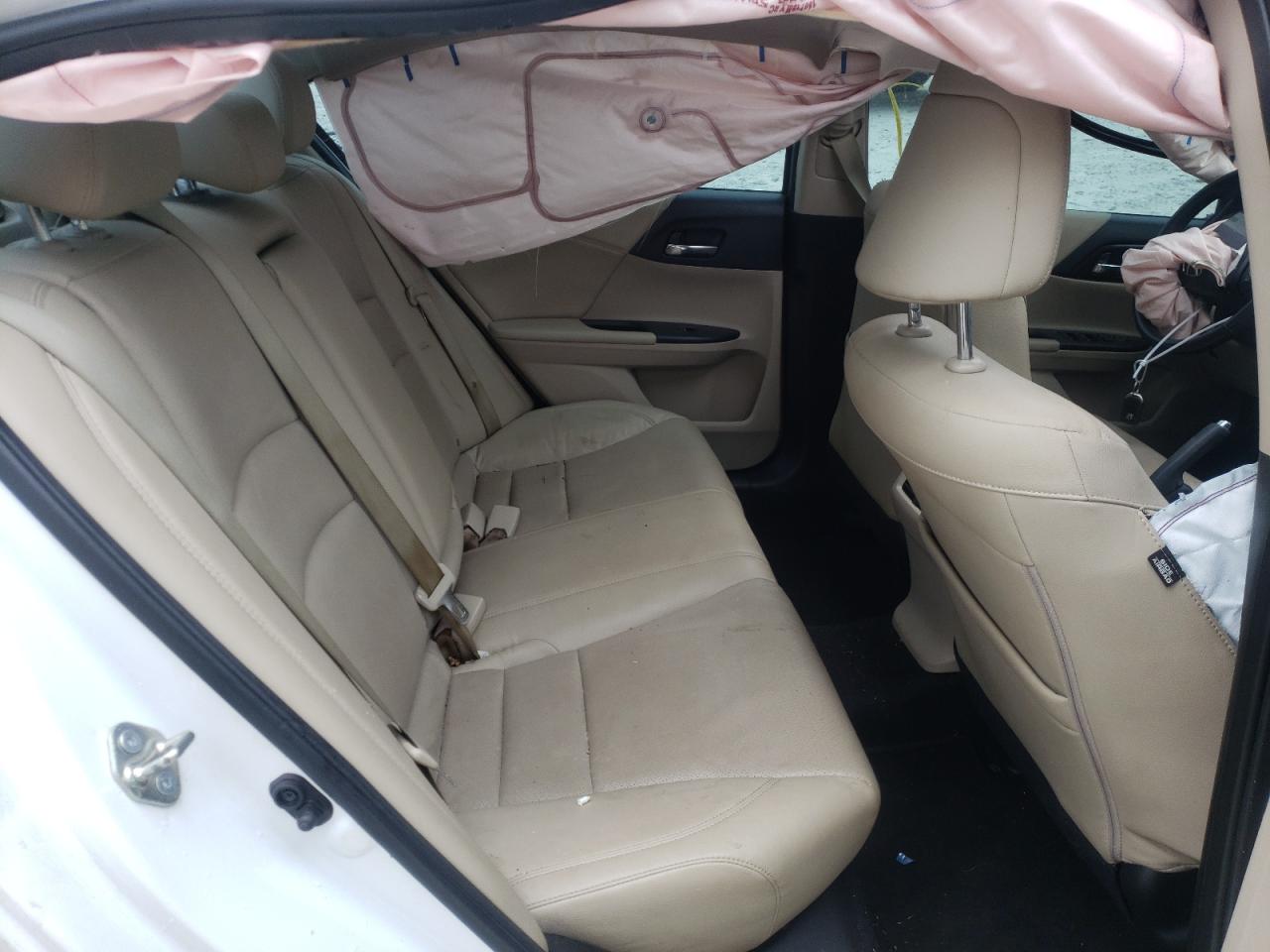 Photo 6 from auction – 2015 HONDA ACCORD EXL with VIN 1HGCR2F87FA245653