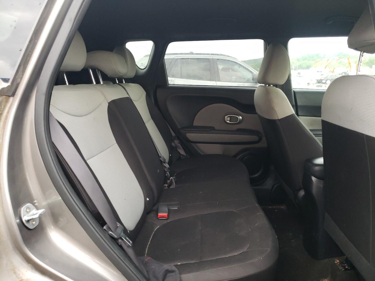 Photo 6 from auction – 2016 KIA SOUL with VIN KNDJN2A22G7309682