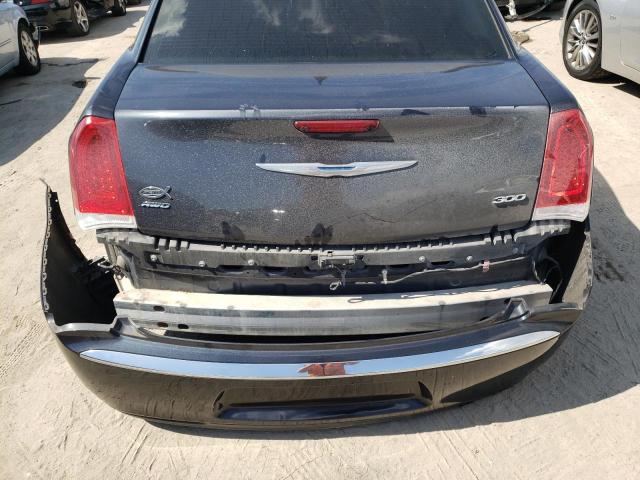 Photo 9 from auction – 2018 CHRYSLER 300 LIMITE with VIN 2C3CCAKG3JH165241