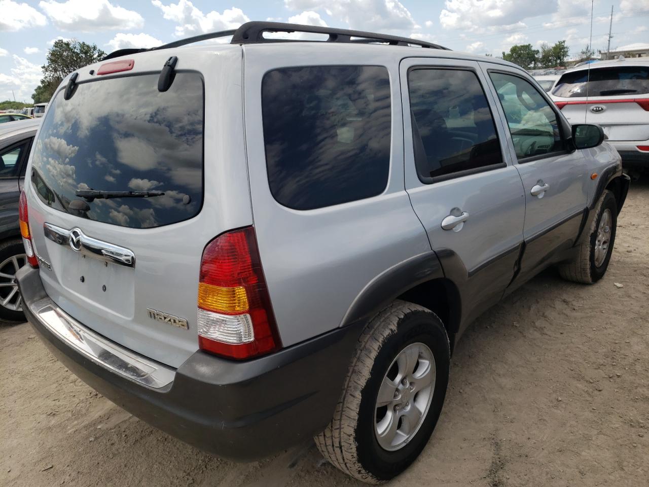 Photo 4 from auction – 2004 MAZDA TRIBUTE LX with VIN 4F2YZ04194KM10270
