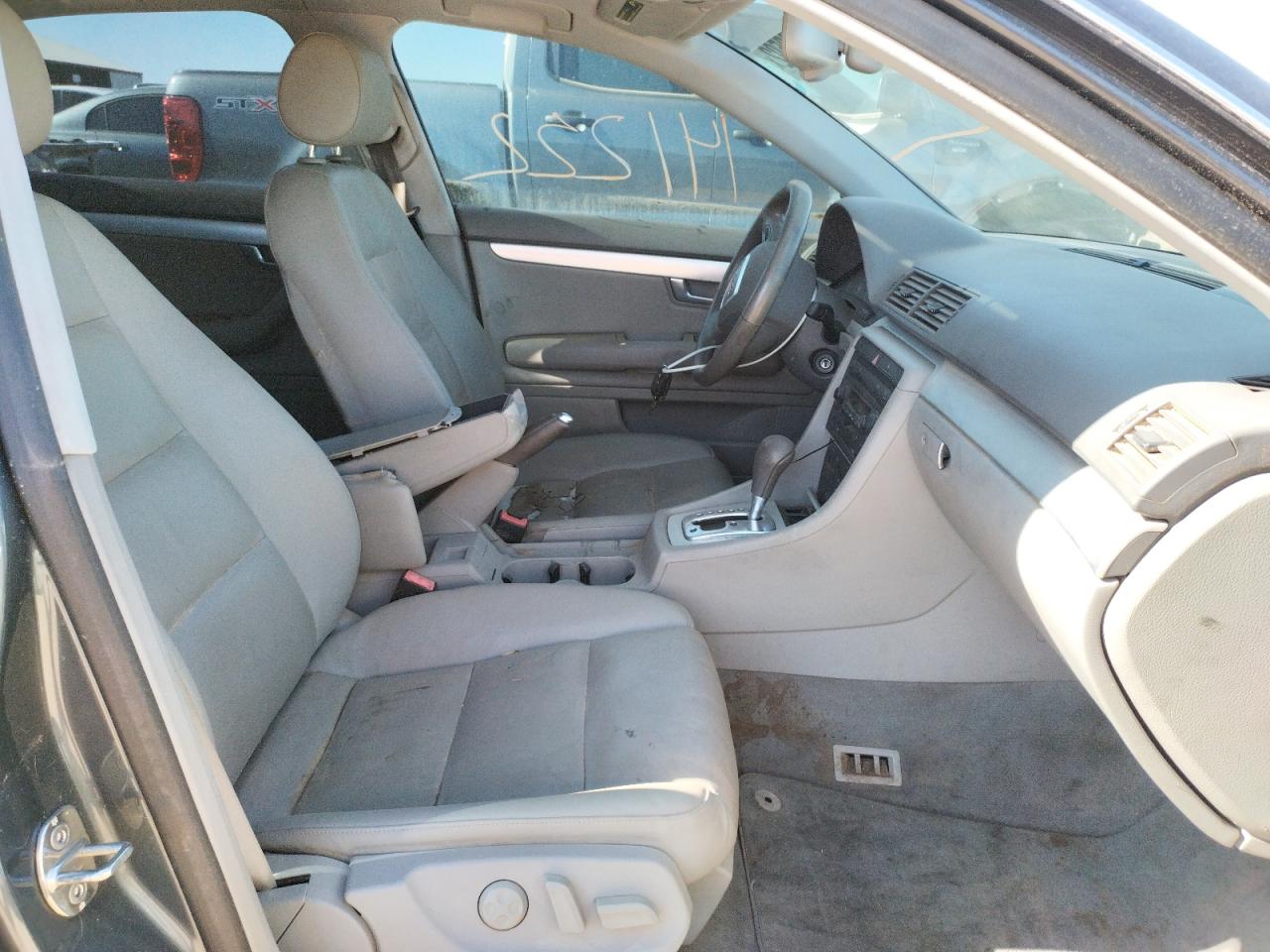 Photo 5 from auction – 2006 AUDI A4 2 TURBO with VIN WAUAF78E66A243677
