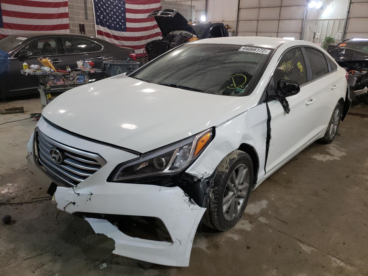 Photo 17 from auction – 2015 HYUNDAI SONATA SE with VIN 5NPE24AF0FH048538