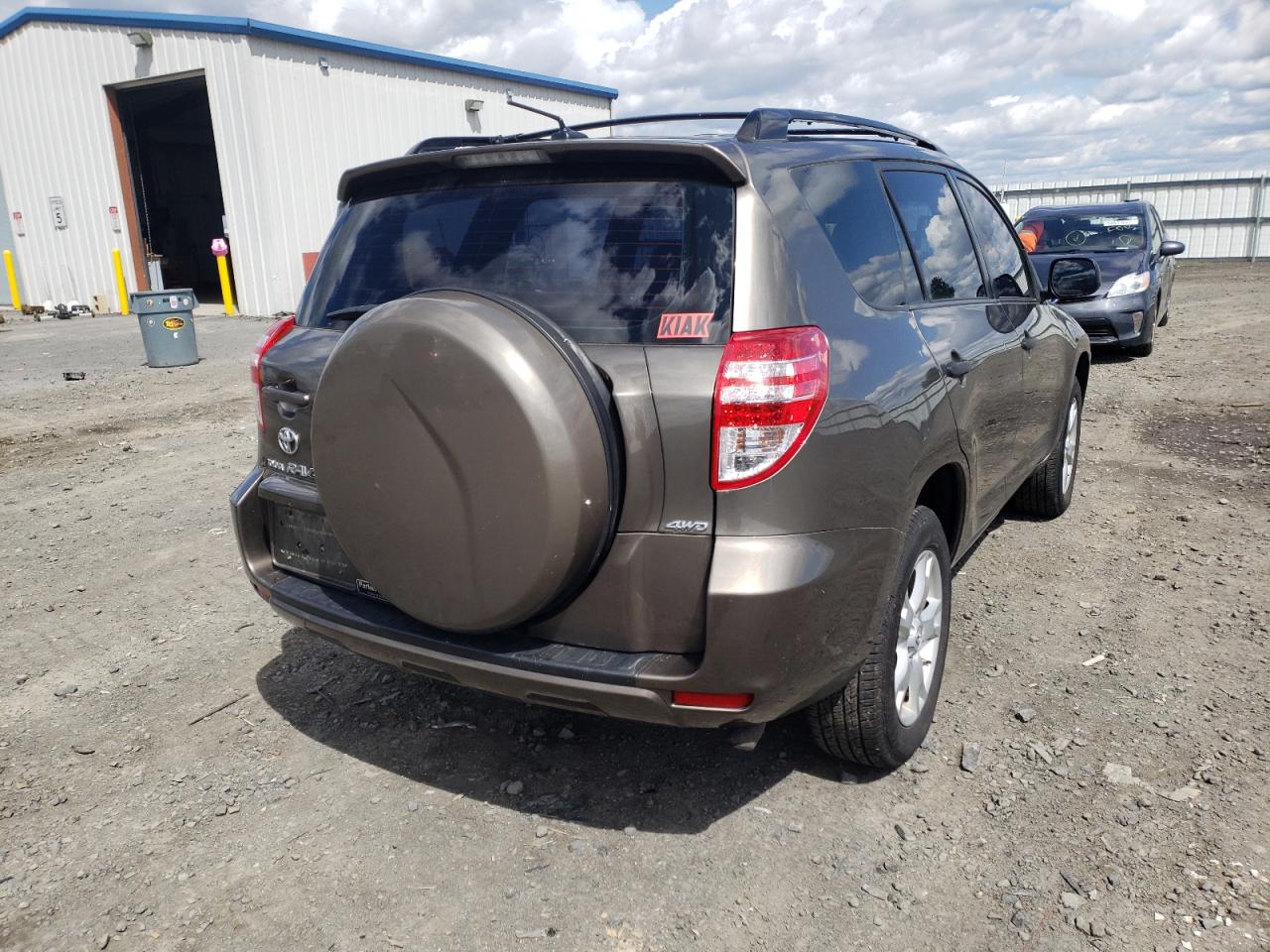Photo 4 from auction – 2009 TOYOTA RAV4 with VIN JTMBF33V495004679