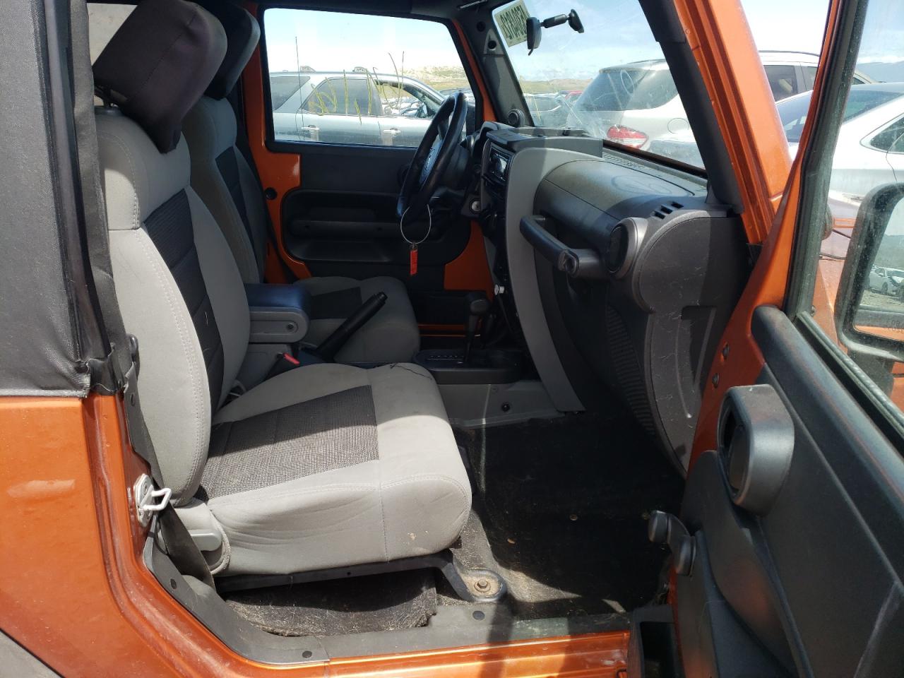 Photo 5 from auction – 2010 JEEP WRANGLER S with VIN 1J4AA2D16AL228255