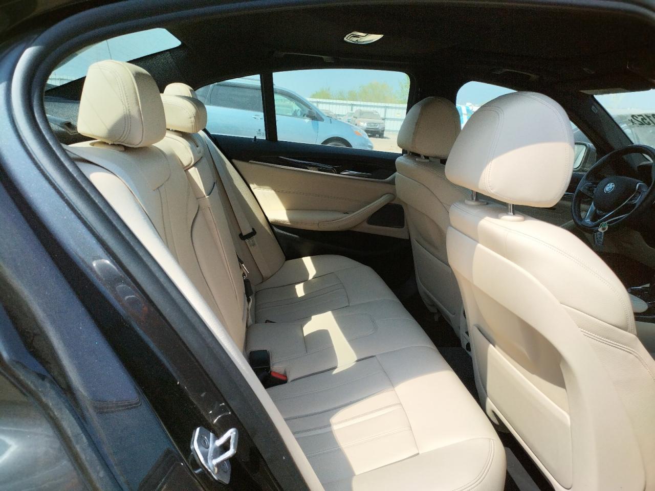 Photo 6 from auction – 2018 BMW 530XE with VIN WBAJB1C50JB085372