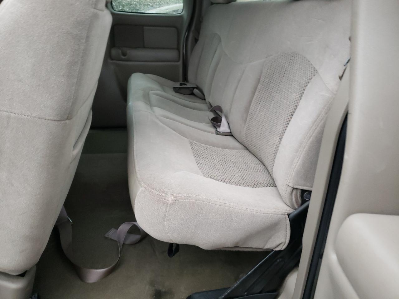 Photo 6 from auction – 2002 CHEVROLET SILVERADO with VIN 2GCEC19T321419886