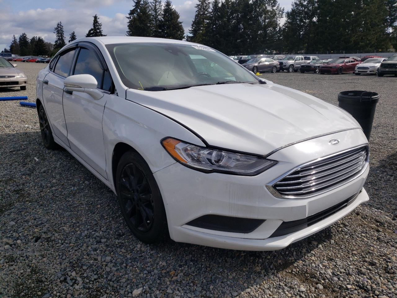 FORD FUSION SE 2017 with VIN 3FA6P0H75HR375326 - Photo from auction