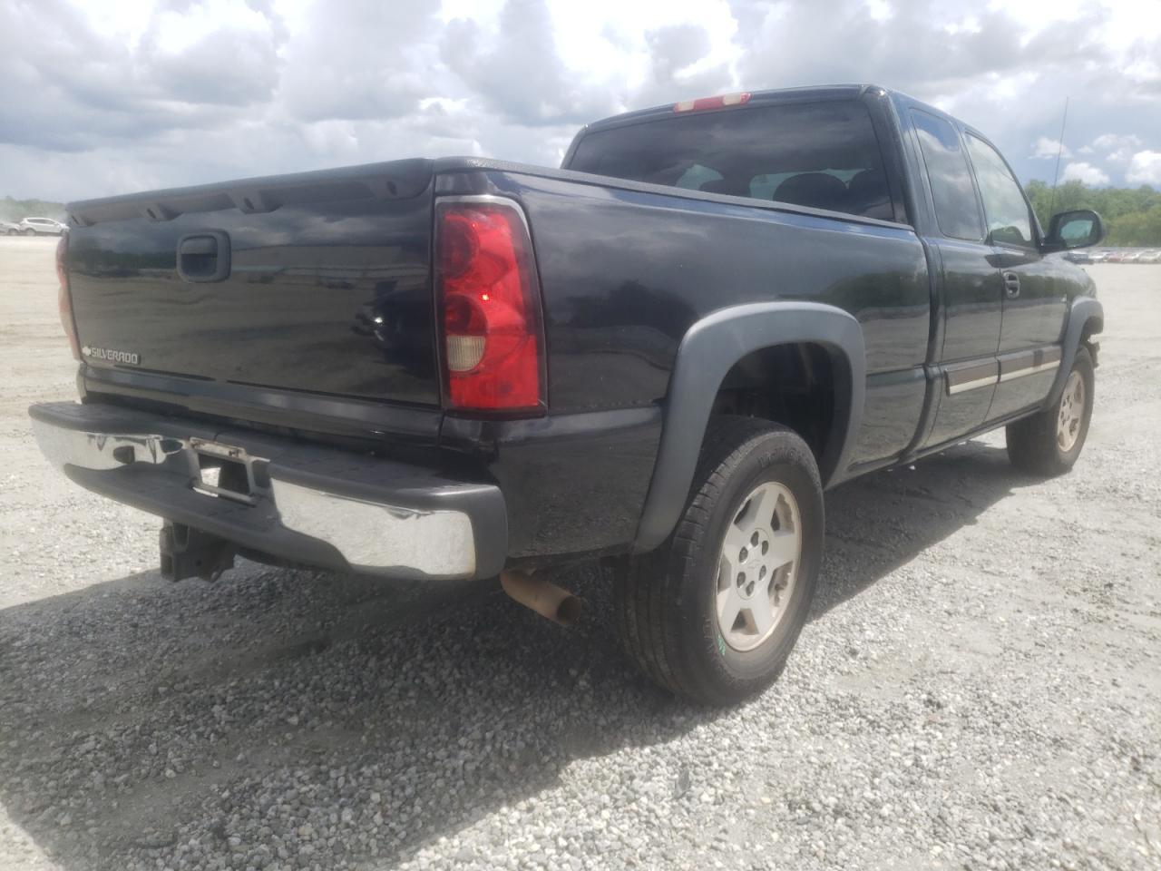 Photo 4 from auction – 2006 CHEVROLET SILVERADO with VIN 1GCEK19B76Z179748