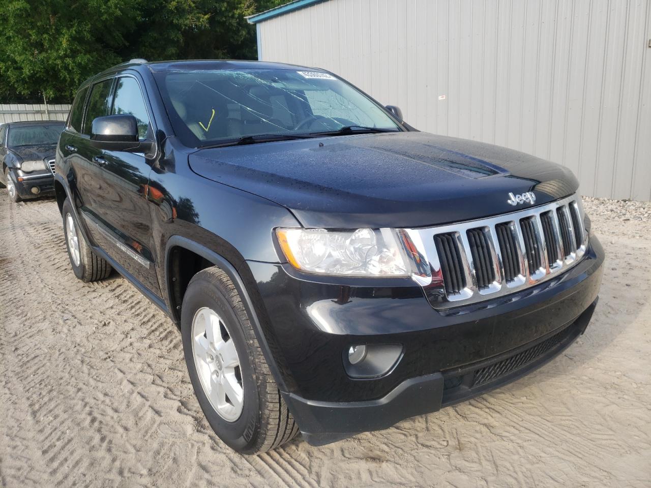 JEEP GRAND CHER 2011 with VIN 1J4RS4GG3BC535024 - Photo from auction
