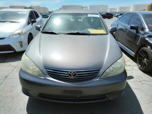 Photo 9 from auction – 2005 TOYOTA CAMRY with VIN 4T1BE32K65U589285