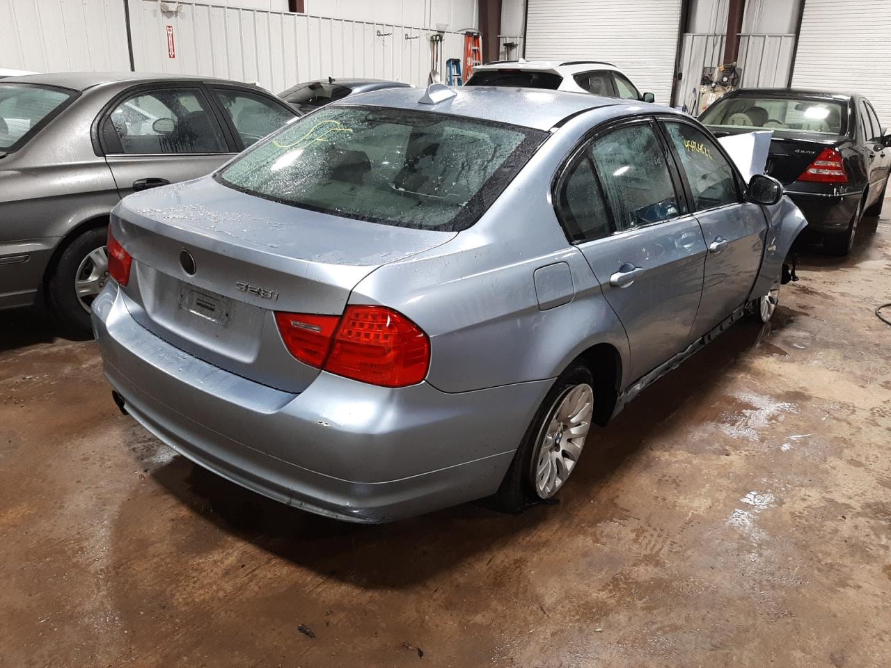 Photo 4 from auction – 2009 BMW 328 XI with VIN WBAPK73579A452461