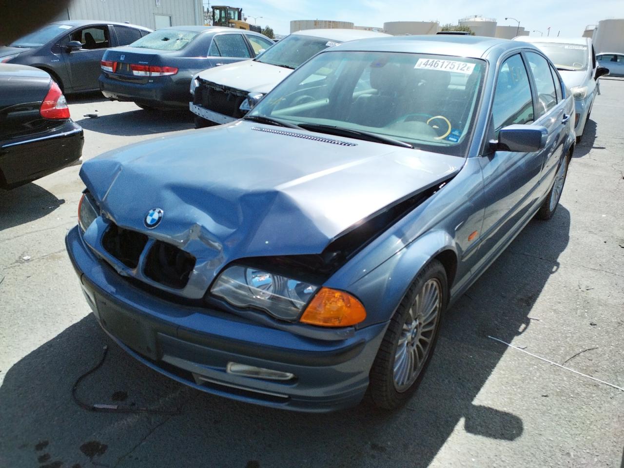 Photo 2 from auction – 2001 BMW 330 I with VIN WBAAV53431FJ65764