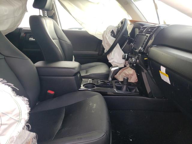 Photo 5 from auction – 2021 TOYOTA 4RUNNER SR with VIN JTERU5JR4M5884065
