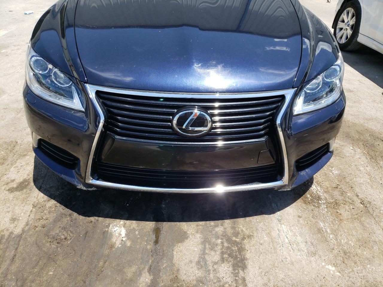 Photo 9 from auction – 2017 LEXUS LS 460 with VIN JTHBL5EF7H5144023