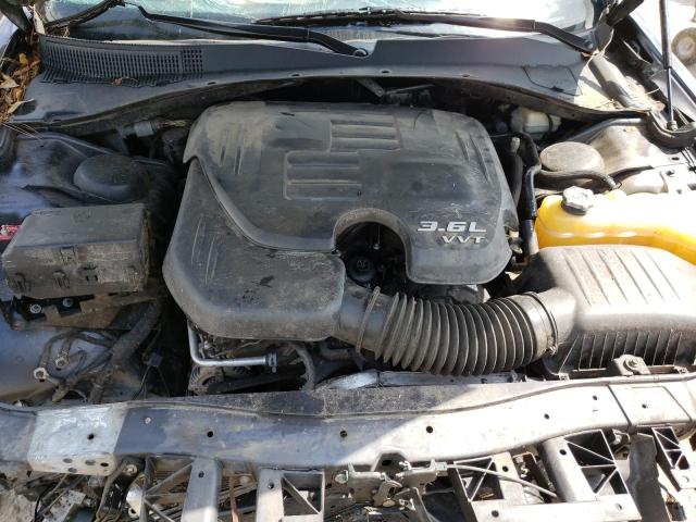 Photo 7 from auction – 2015 CHRYSLER 300 LIMITE with VIN 2C3CCAAG0FH898954