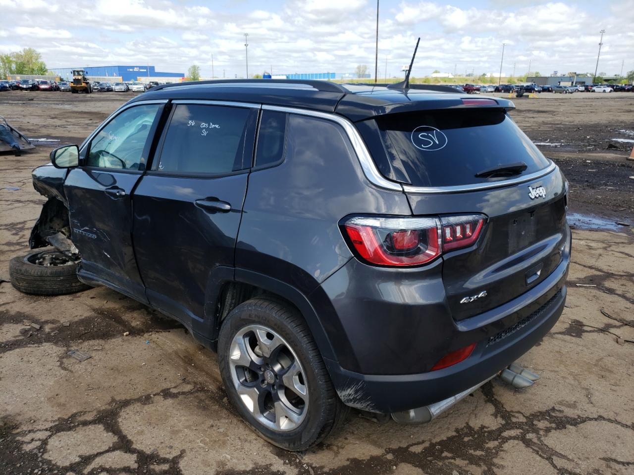 Photo 3 from auction – 2019 JEEP COMPASS LI with VIN 3C4NJDCB3KT651037