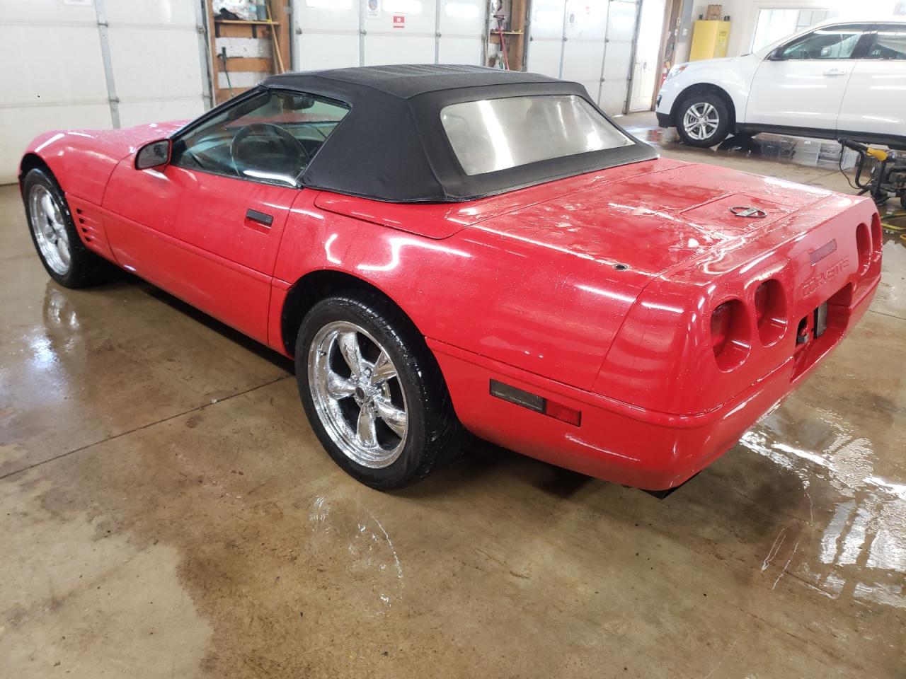 Photo 3 from auction – 1992 CHEVROLET CORVETTE with VIN 1G1YY33P7N5113789