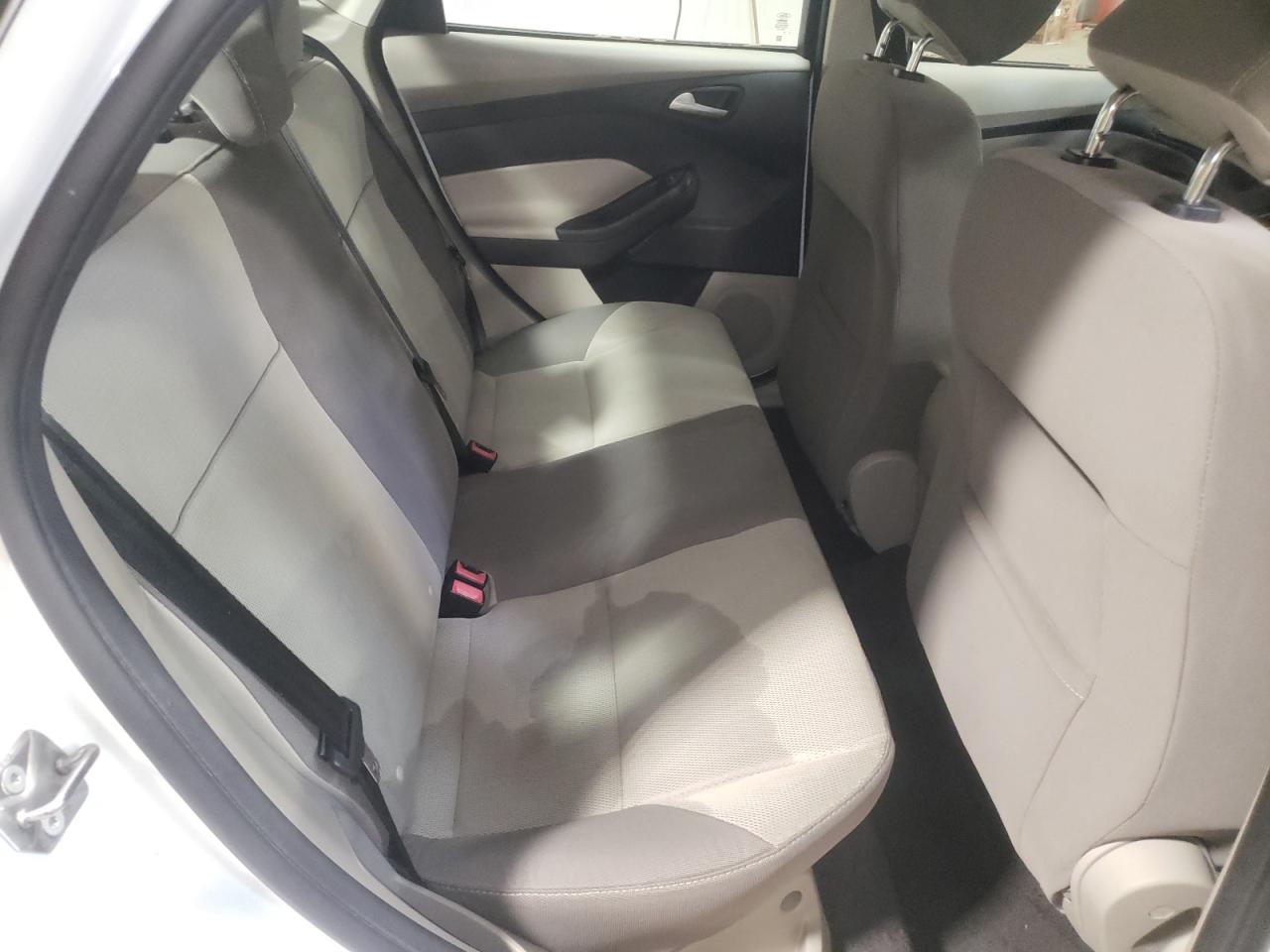 صورة رقم 6 من المزاد - 2013 FORD FOCUS SE مع VIN 1FADP3F22DL269411