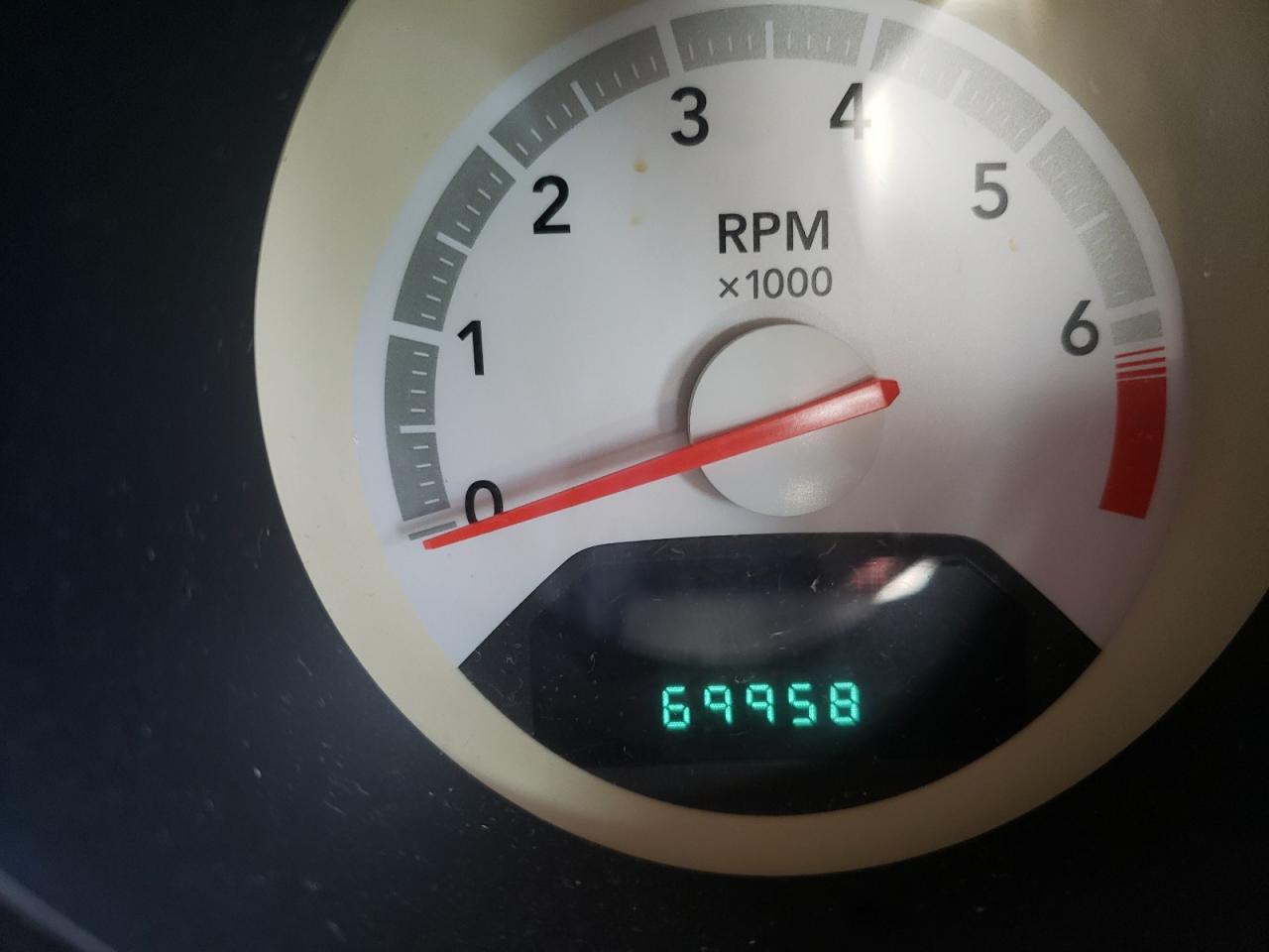 Photo 8 from auction – 2009 DODGE AVENGER SX with VIN 1B3LC56B89N549019