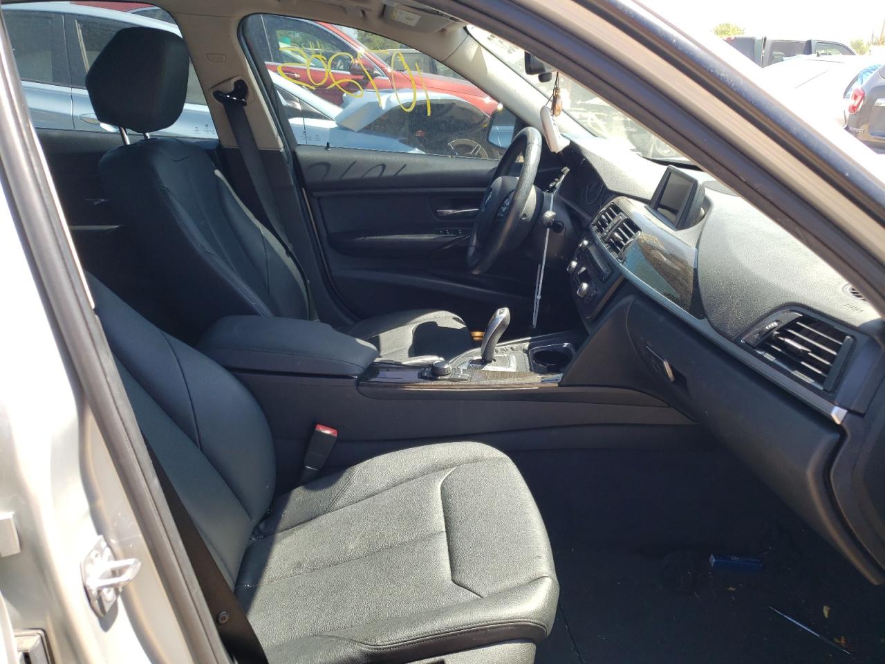 Photo 5 from auction – 2015 BMW 320 I XDRI with VIN WBA3C3C56FP663938